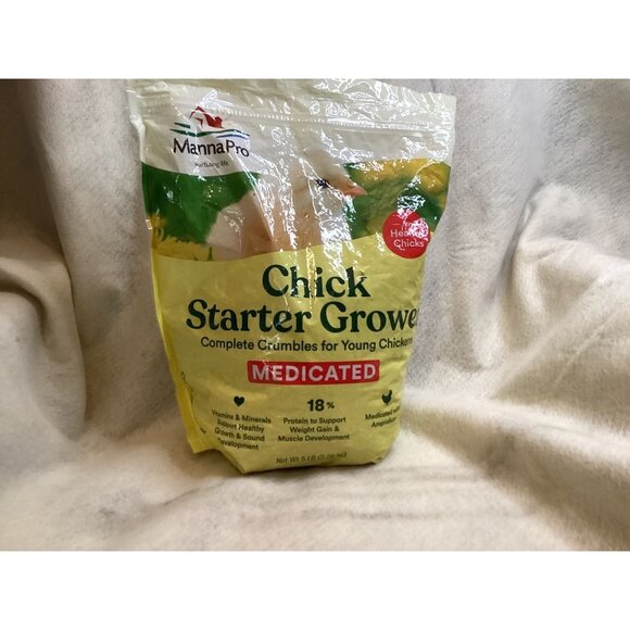 Manna Pro Chick Starter Grower Medicated Crumbles 5 Lb Bag - Picture 1 of 5